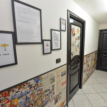 Ace Of Sticks Apartment เนเปิลส์ ภายนอก รูปภาพ